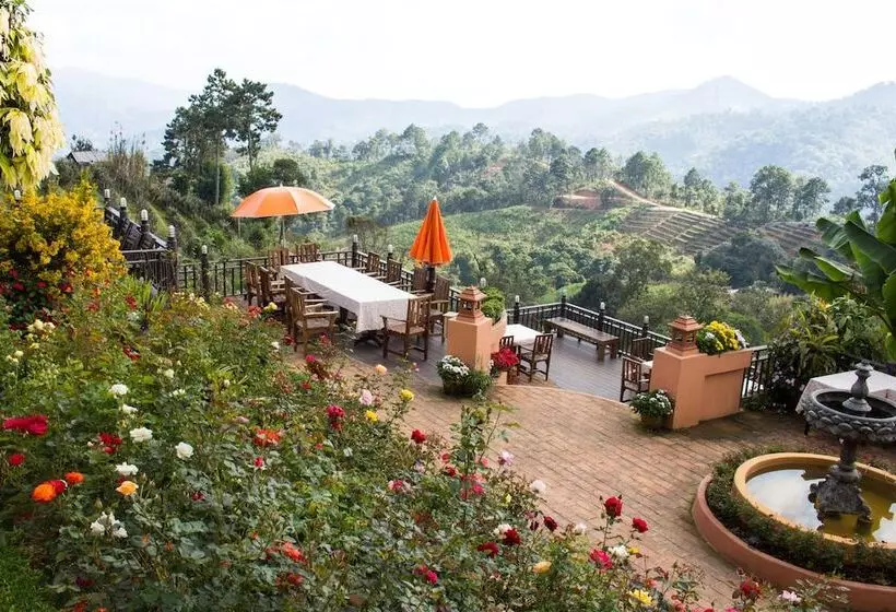 هتل Phumorkdao Resort