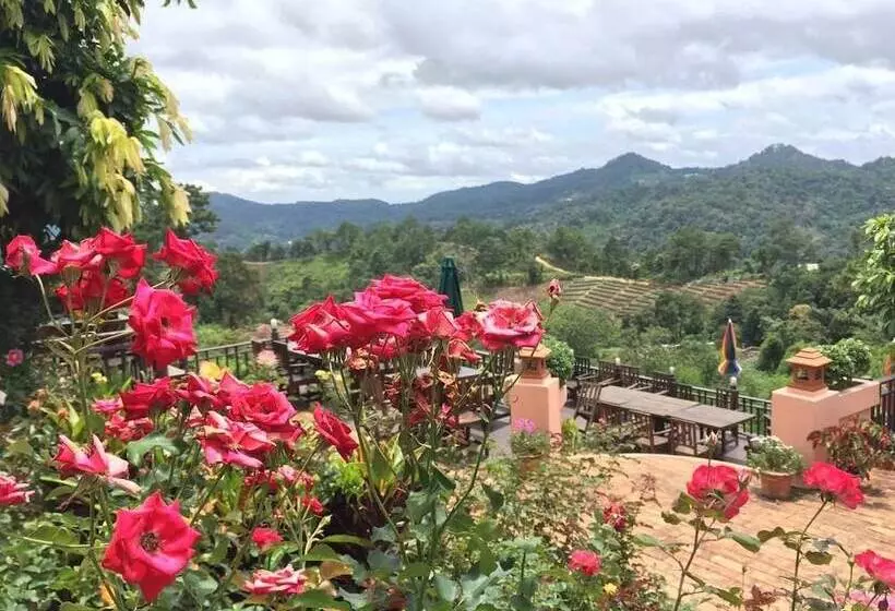 هتل Phumorkdao Resort