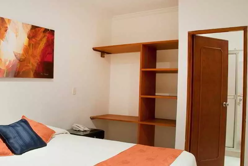 هتل Puerta de Alcala