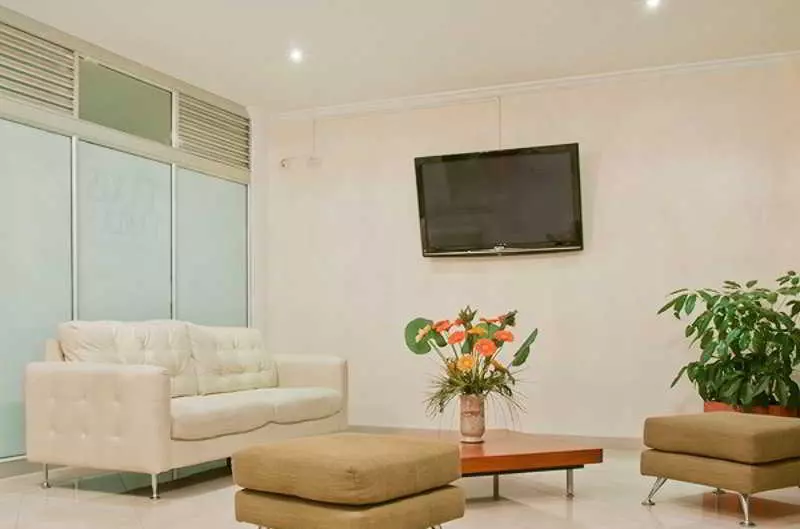 هتل Puerta de Alcala