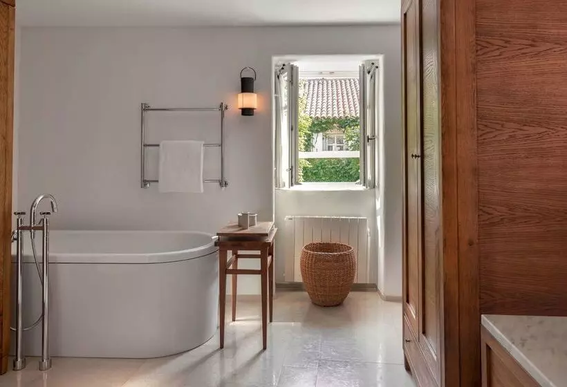 هتل Aman Sveti Stefan