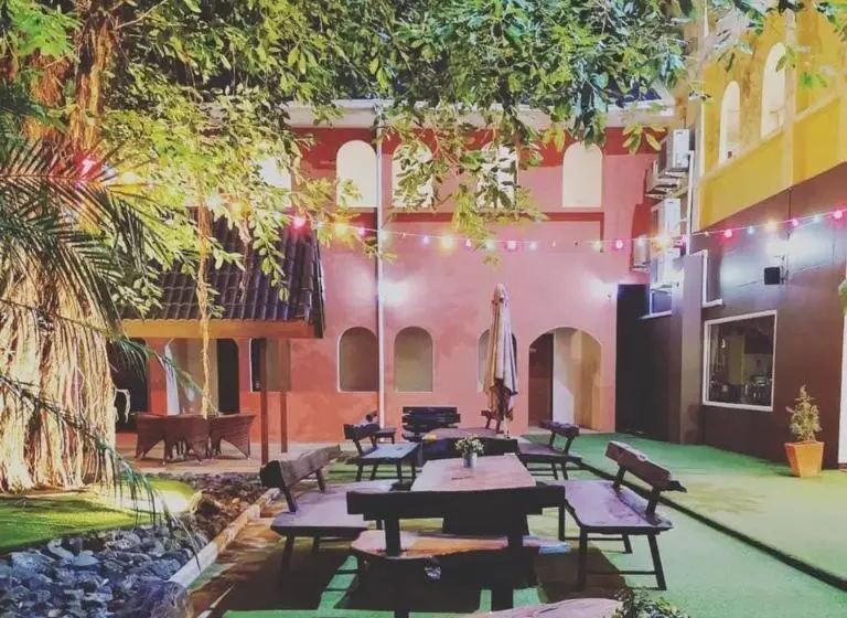 Szálloda Thada Chateau