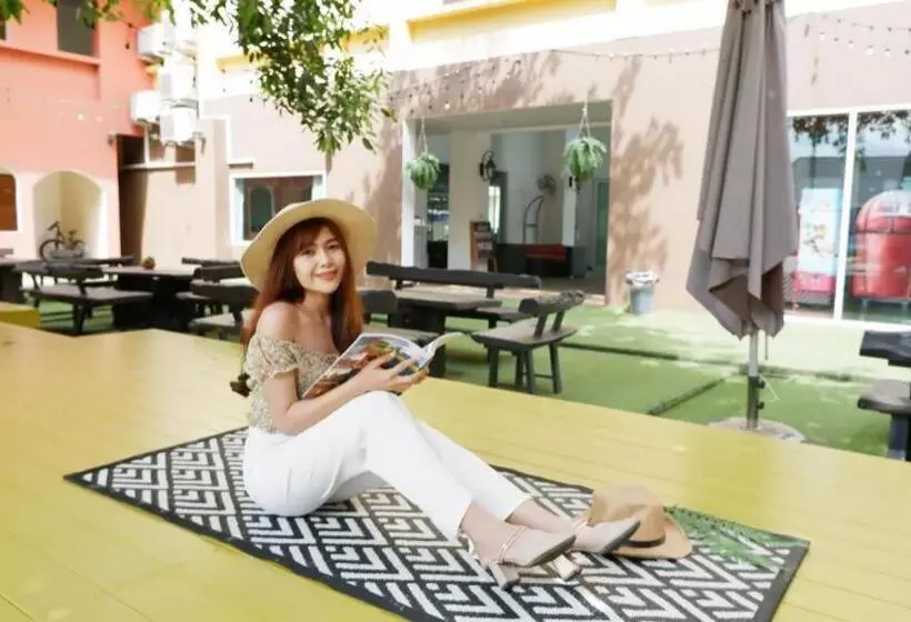 Szálloda Thada Chateau