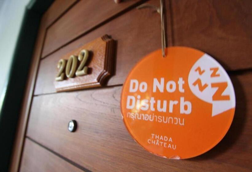 Отель Thada Chateau