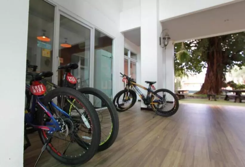 Szálloda Thada Chateau