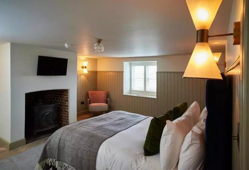 בית מלון כפרי The Ingham Swan