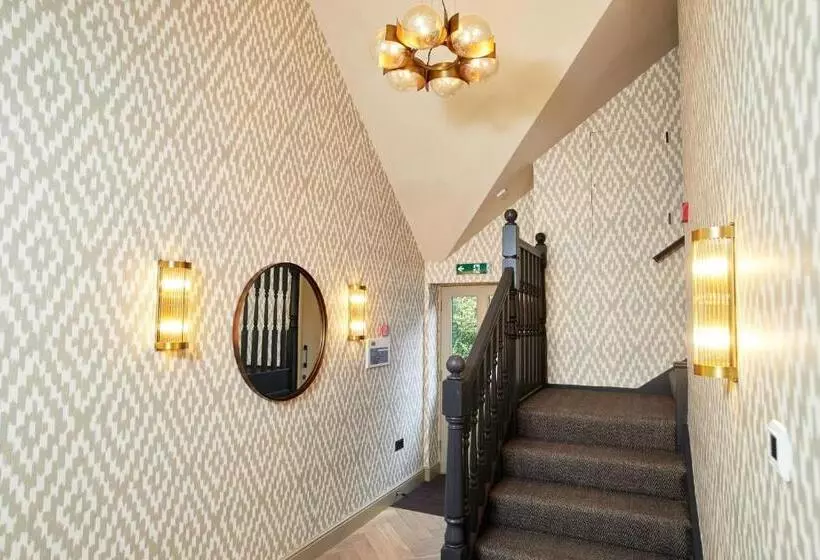 בית מלון כפרי The Ingham Swan