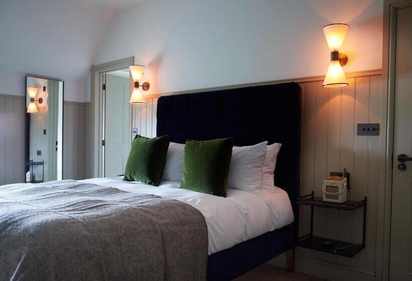 בית מלון כפרי The Ingham Swan