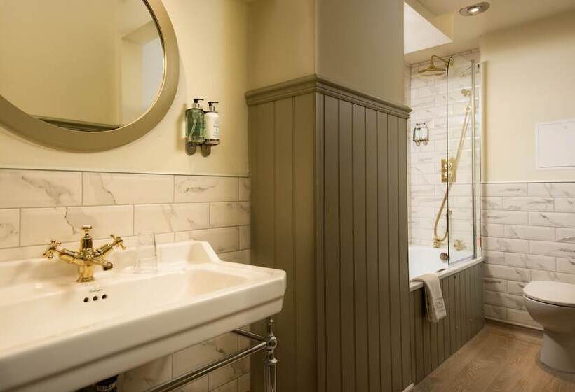 酒店 The Pheasant Inn The Inn Collection Group