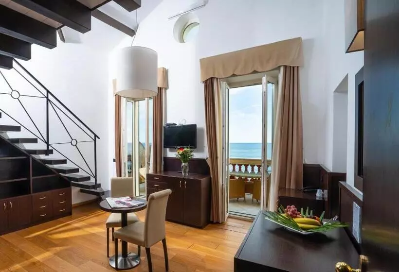 酒店 Villa Eva Beach