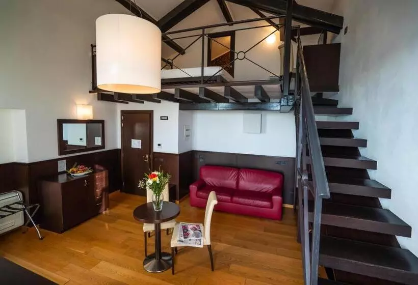 酒店 Villa Eva Beach