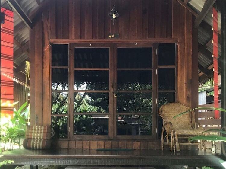 Lipe Sunset Forest Resort