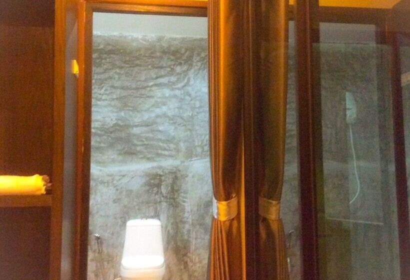 Lipe Sunset Forest Resort