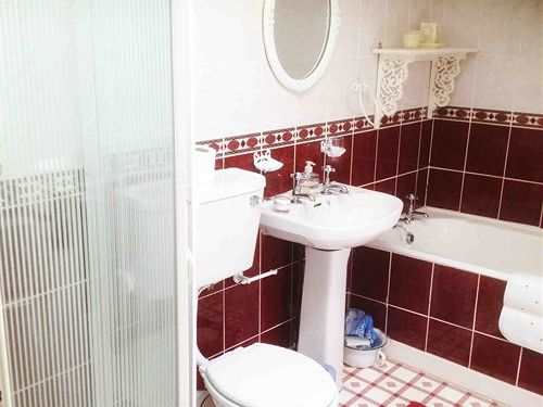 بنسيون Mcmahon Guest House