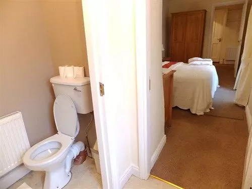 بنسيون Mcmahon Guest House