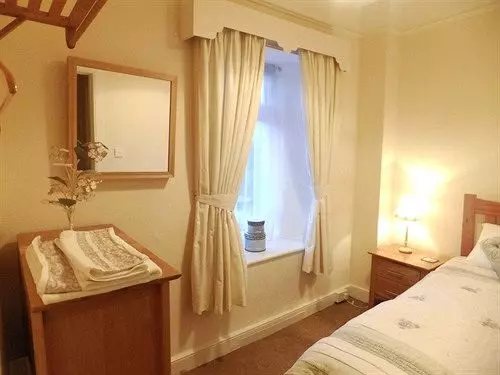 بنسيون Mcmahon Guest House