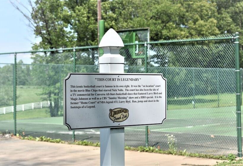 بنسيون The Legend Of French Lick