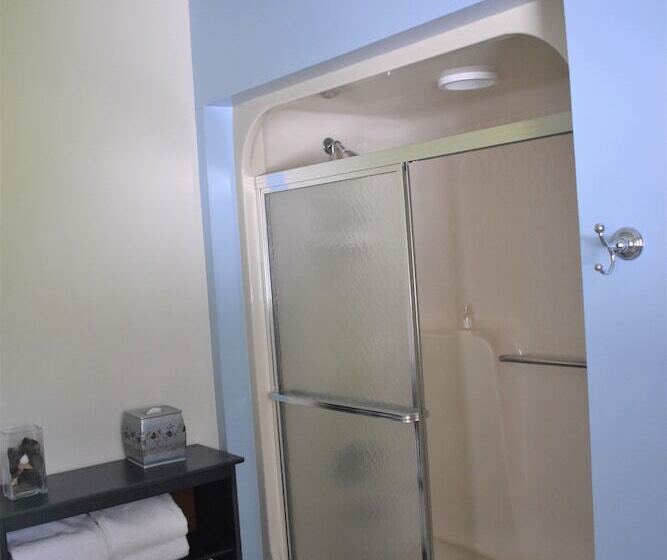 بنسيون The Legend Of French Lick