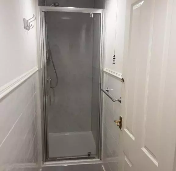 پانسیون Valentine Guest House