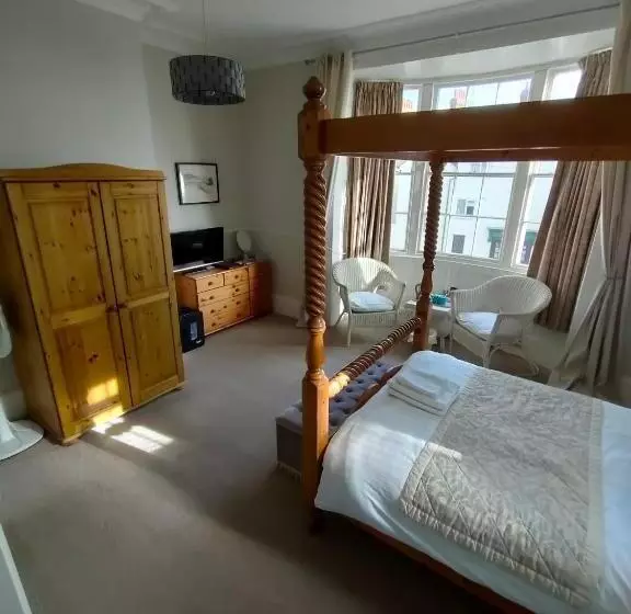 پانسیون Valentine Guest House