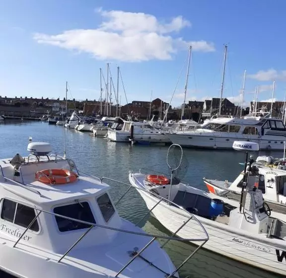 پانسیون Valentine Guest House