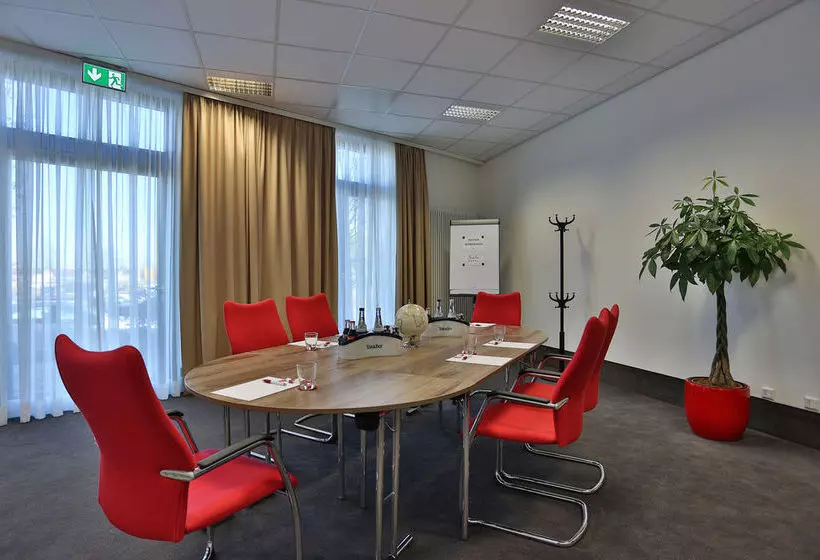 Messe & Airport Hotel Stuttgart