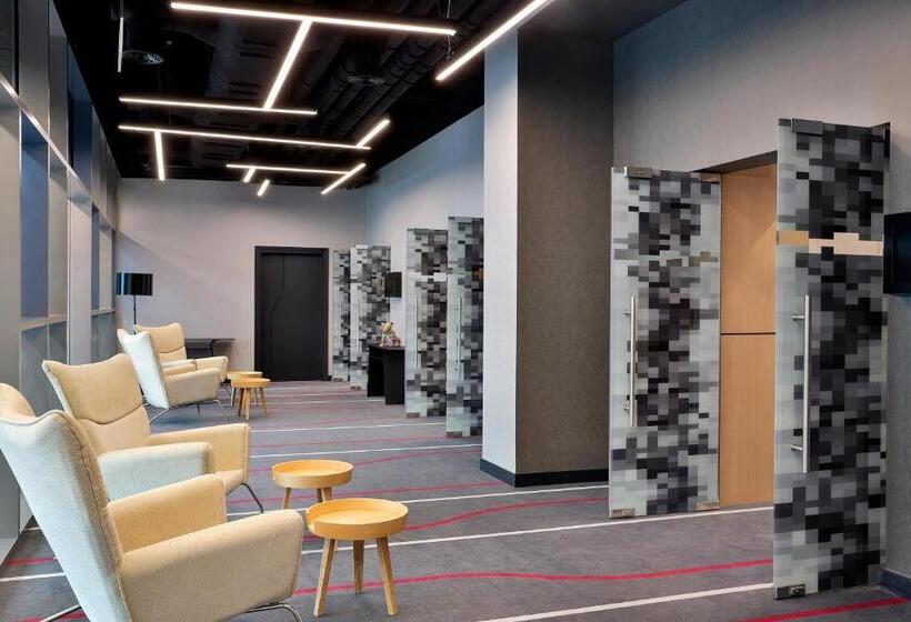 Отель Aloft Dubai Airport