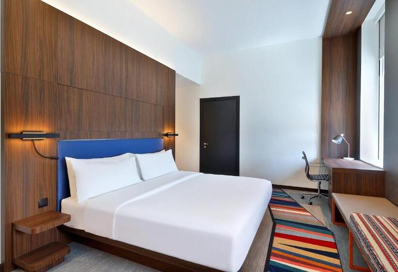 Отель Aloft Dubai Airport