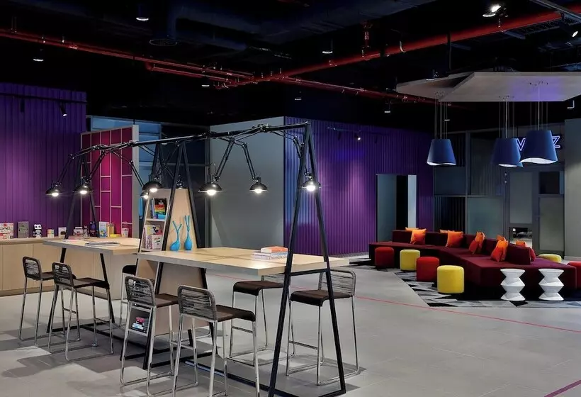 Hotel Aloft Dubai Airport - Sarja