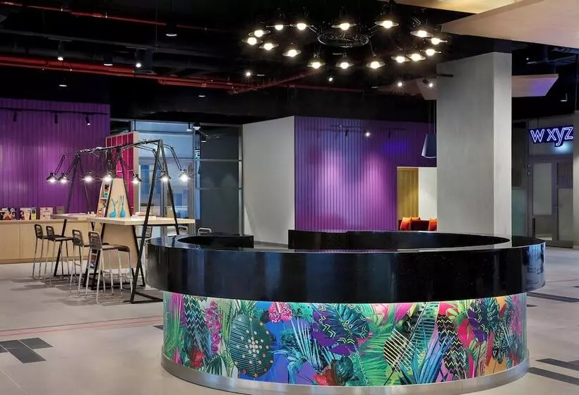 هتل Aloft Dubai Airport