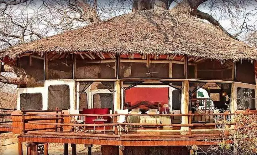 Hotelli Elewana Tarangire Treetops