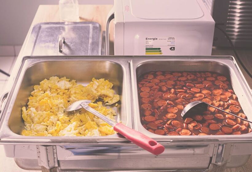 Отель Imperial Palace