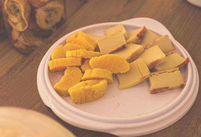 Отель Imperial Palace