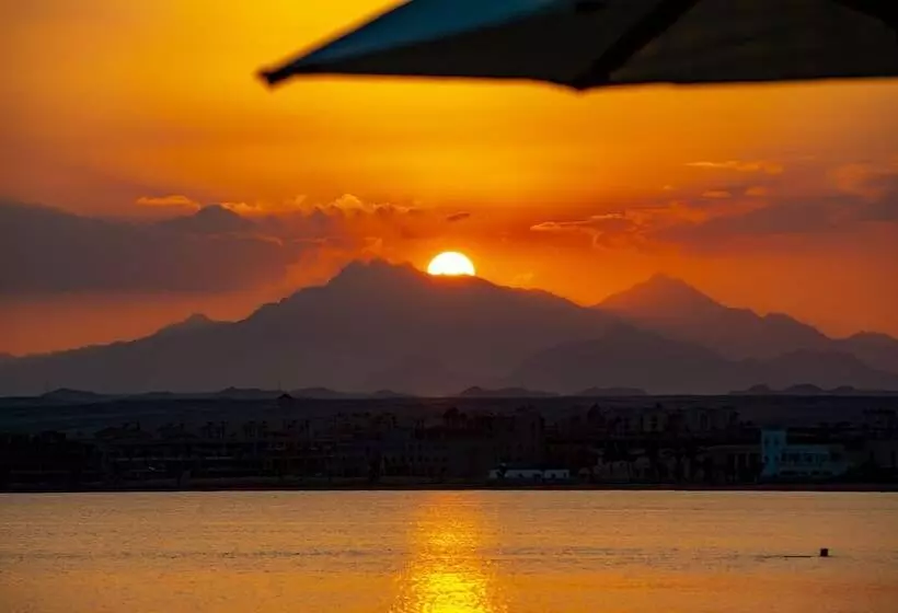 Zen Resort By Tbh Hotels