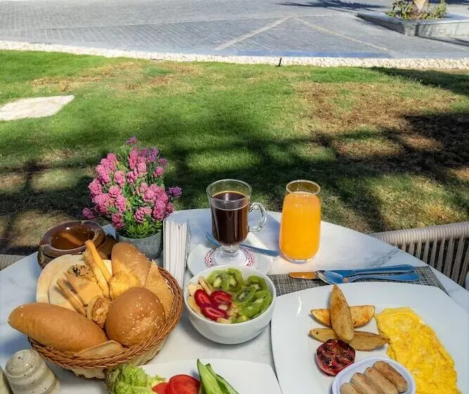 Zen Resort By Tbh Hotels