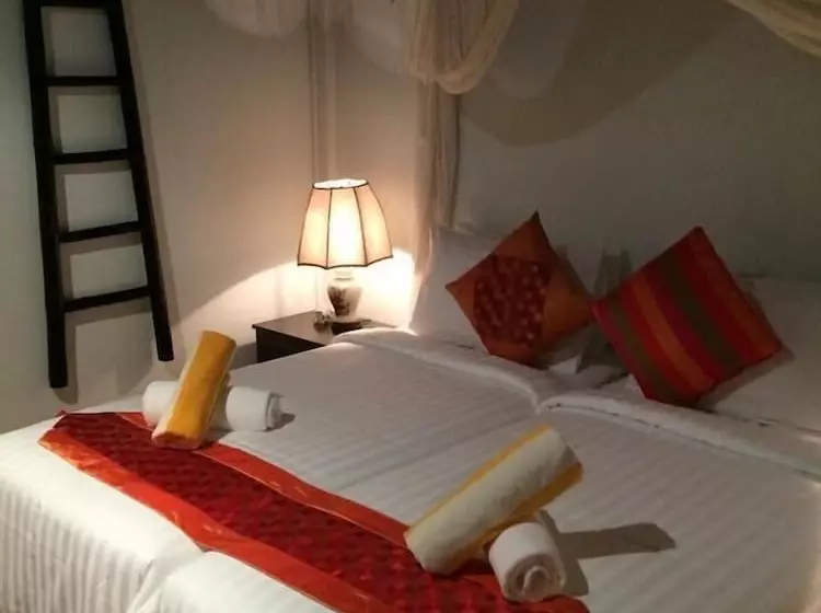 هتل Panji Panji Tropical Wooden Home