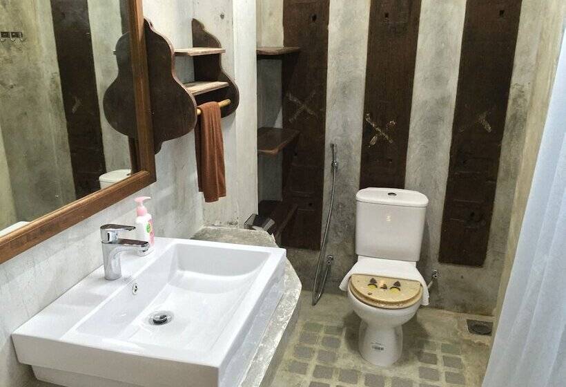 酒店 Panji Panji Tropical Wooden Home