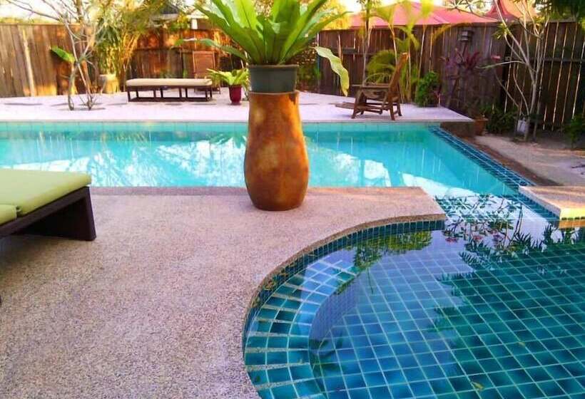 酒店 Panji Panji Tropical Wooden Home