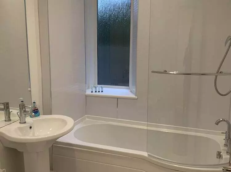 Aberdeen Serviced Apartments   The Lodge