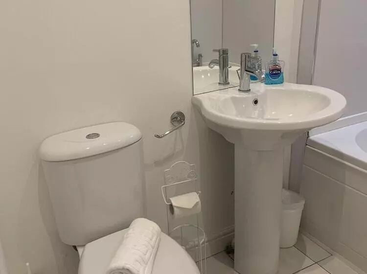 Aberdeen Serviced Apartments   The Lodge