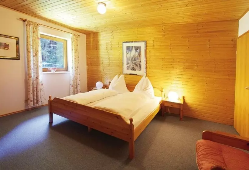 住宿加早餐  Garni Bärenwirt