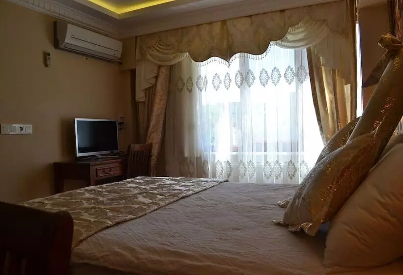 Blue Istanbul Suites