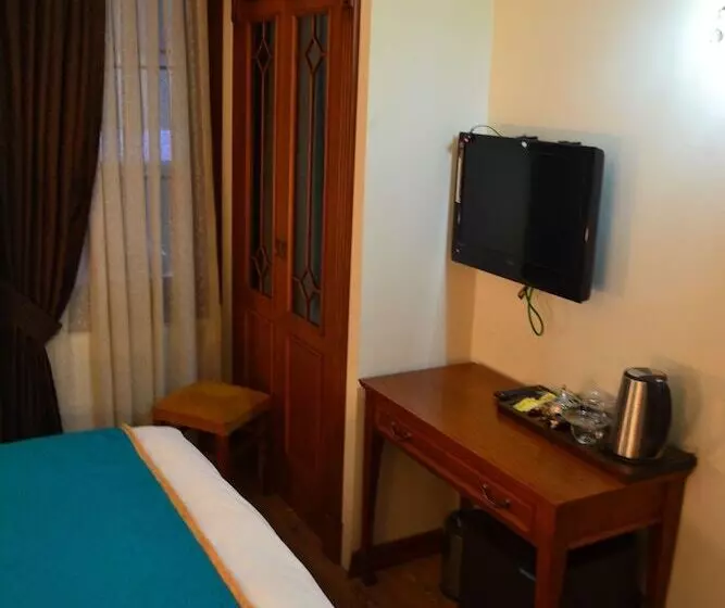 Blue Istanbul Suites