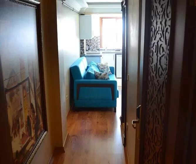 Blue Istanbul Suites