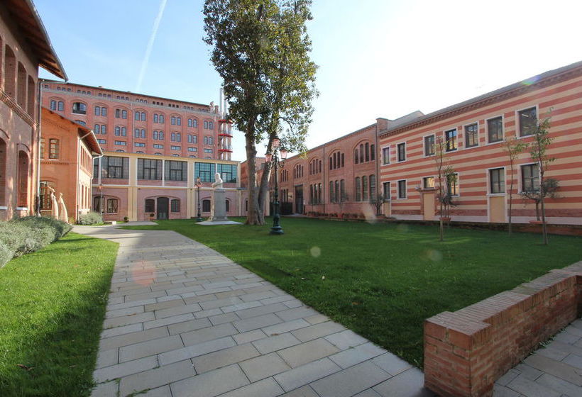 City Apartments Stucky