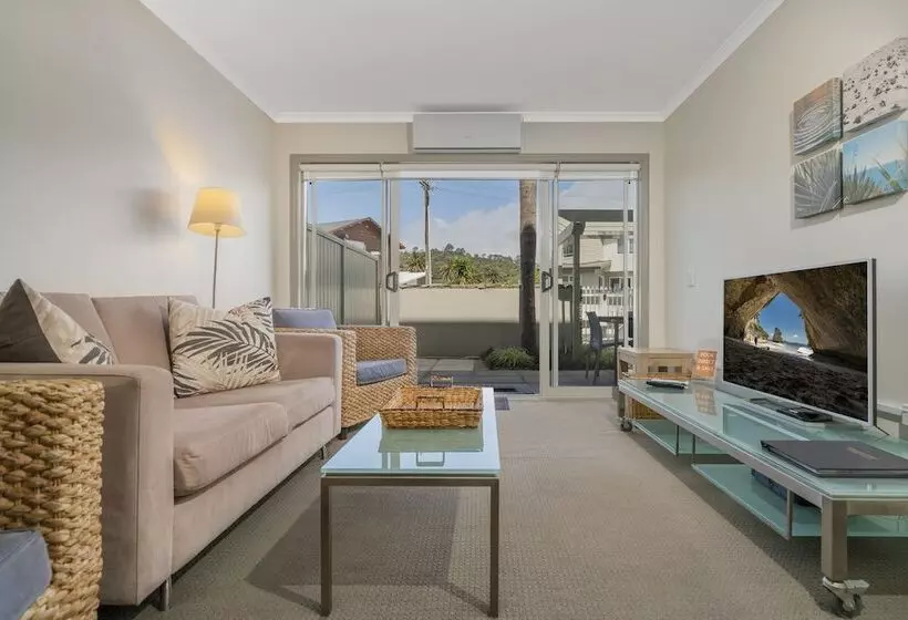 Crow S Nest Apartments