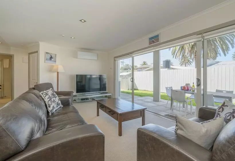 Crow S Nest Apartments