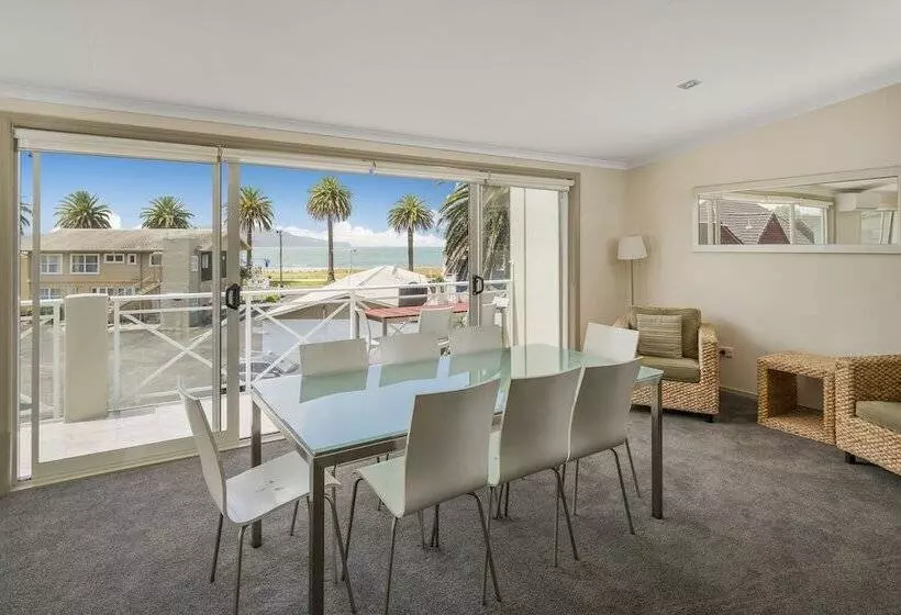 Crow S Nest Apartments