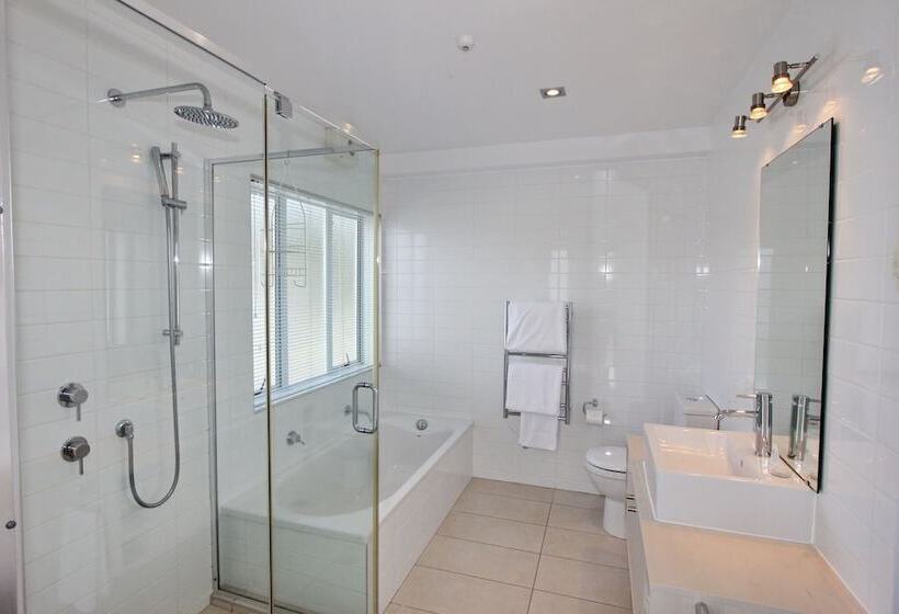 Crow S Nest Apartments