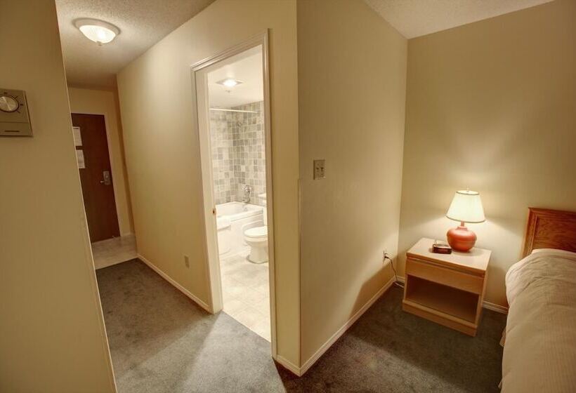 Glacier Lodge Boutique